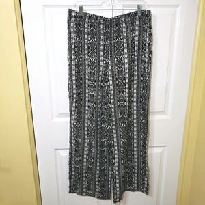 Pink Republic NWT wide leg pull on pants 12-14